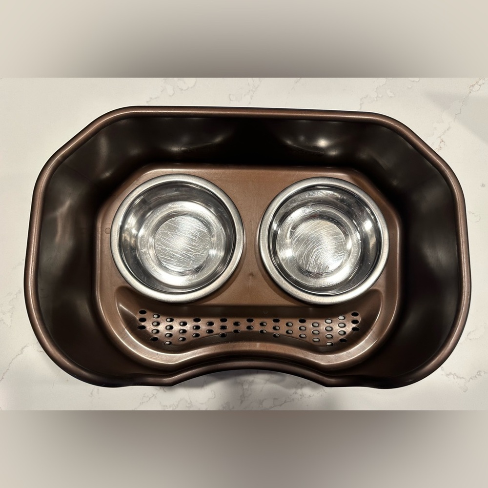 Used Neater Pets Neater Feeder Deluxe Elevated & Mess-Proof Cat/Dog Bowls Bronze